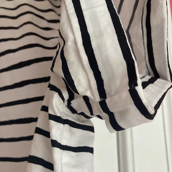 *HP* J. Crew, black and white striped crop top, XL - Picture 8 of 10